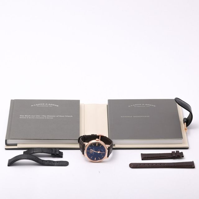 A. Lange and Sohne Saxonia 384.031 Image 7